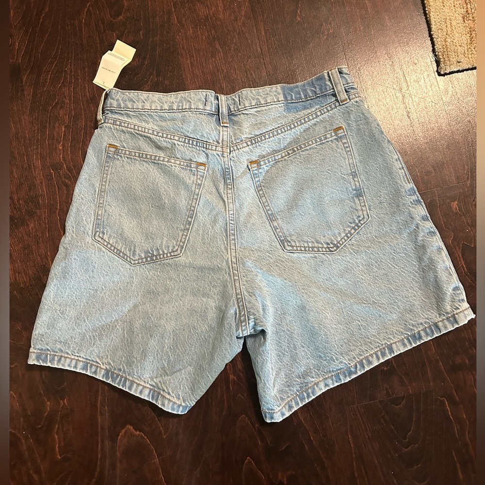 NWT Abercrombie & Fitch High Rise Loose Short - Picture 4 of 7